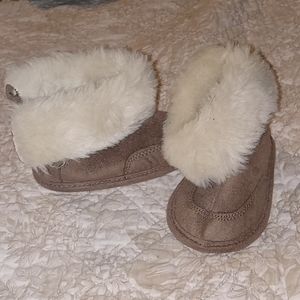 Baby Gap ugg boots
